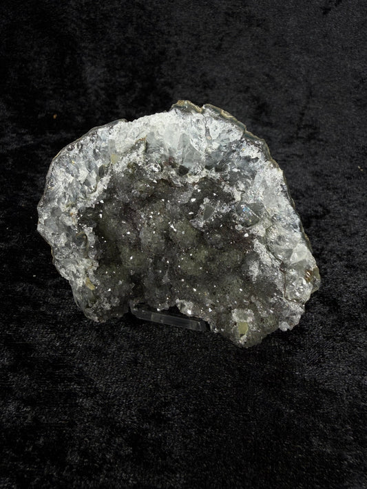 Brazilian Dark Green Sugar Amethyst with Rainbow - 75R