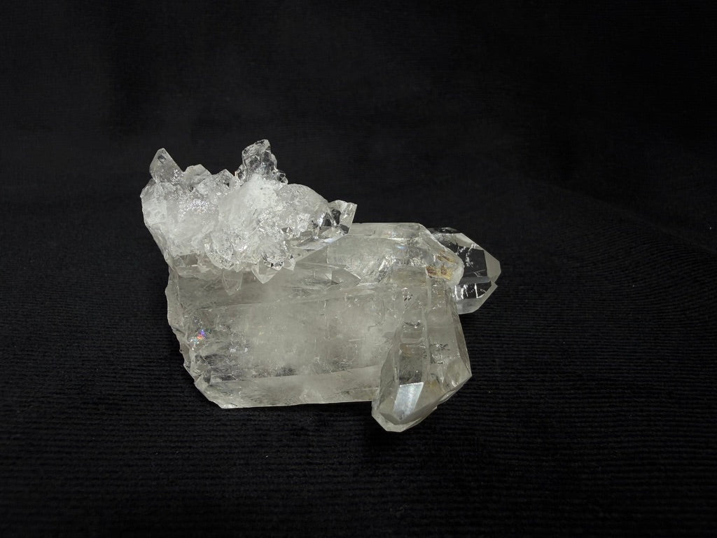 Colombian Multidirectional Quartz Cluster with Inclusions - 33Q