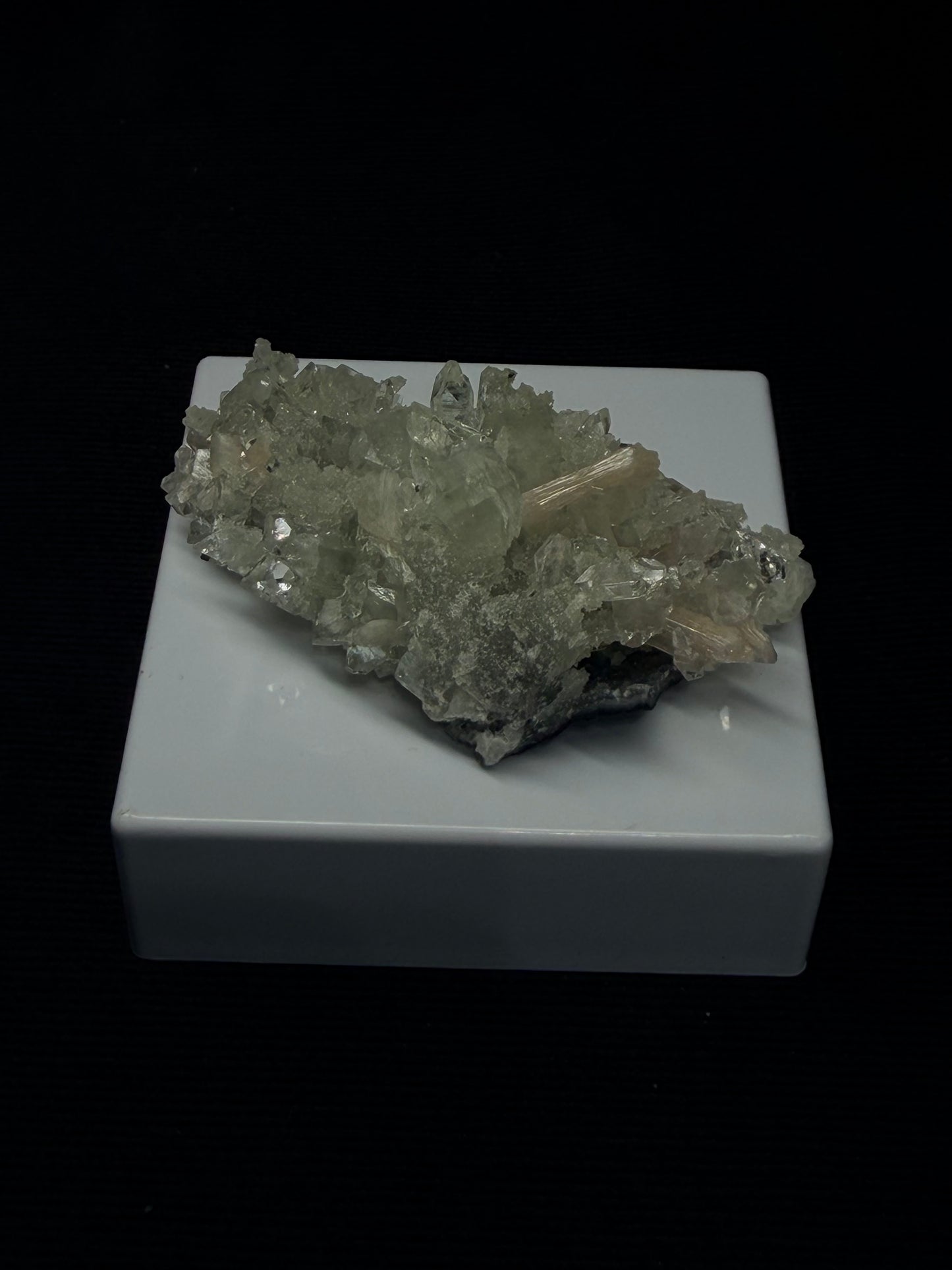 Diamond Apophyllite with Prehnite and Stilbite on Blue Chalcedony - 96DA